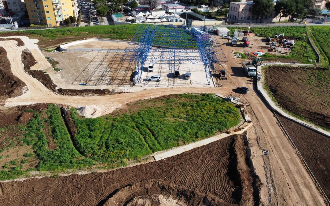 Parco della Rinascita sull’area ex Fibronit: oggi il sopralluogo del sindaco Leccese sul cantiere