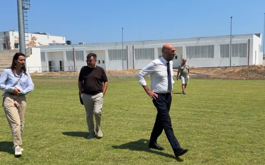 Nuovo stadio del rugby e del football americano a Catino, il sopralluogo del sindaco Leccese