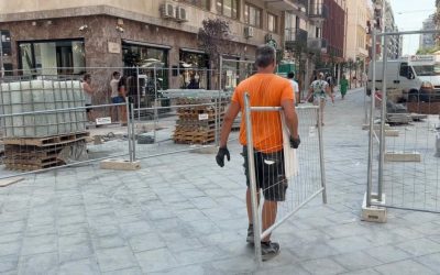 Via Argiro, da domani la strada torna completamente fruibile. Il sindaco Leccese: “In meno di un anno abbiamo cambiato il volto di una delle vie più belle del centro”